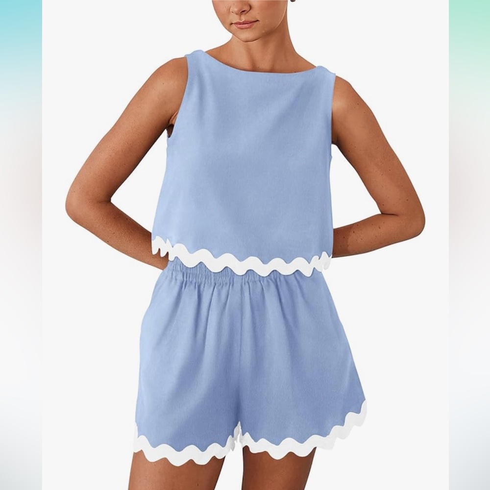 PRETTYGARDEN Two Piece Scallop Edge Set